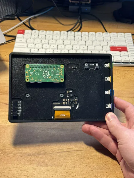 Khung ốp màn hình Pimoroni Inky Impression 7.3" - Image 2