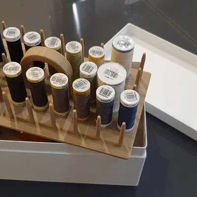 Hộp Đựng Chỉ May Có Ngăn Chứa Dưới