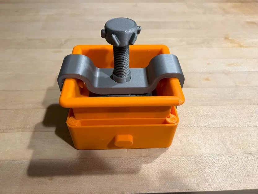 Khuôn Ép Phô Mai/Đậu Hũ - Image 1