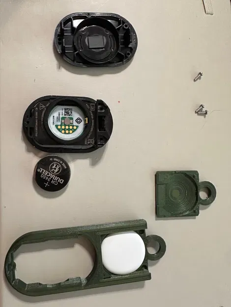 Vỏ Chìa Khóa Rivian & AirTag - Image 5