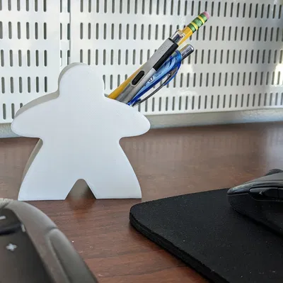 Hộp Cắm Bút Meeple Để Bàn