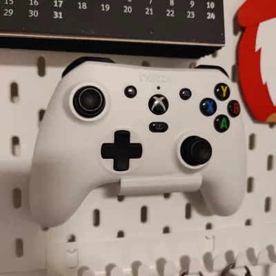 Giá Đỡ Tay Cầm Chơi Game IKEA SKÅDIS / SKADIS