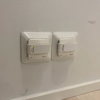 Nắp che bộ điều nhiệt DEVIreg 530