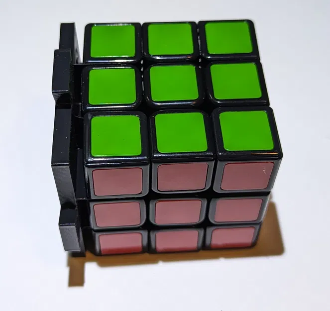 Giá Treo Rubik's Cube Lên Tường - Image 1