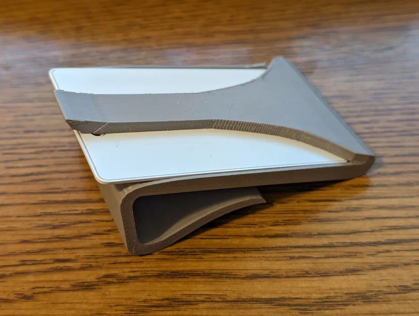 Kẹp Thẻ ID/Thẻ Ra Vào Xe Hơi, Túi Cửa Xe, v.v. - Image 1