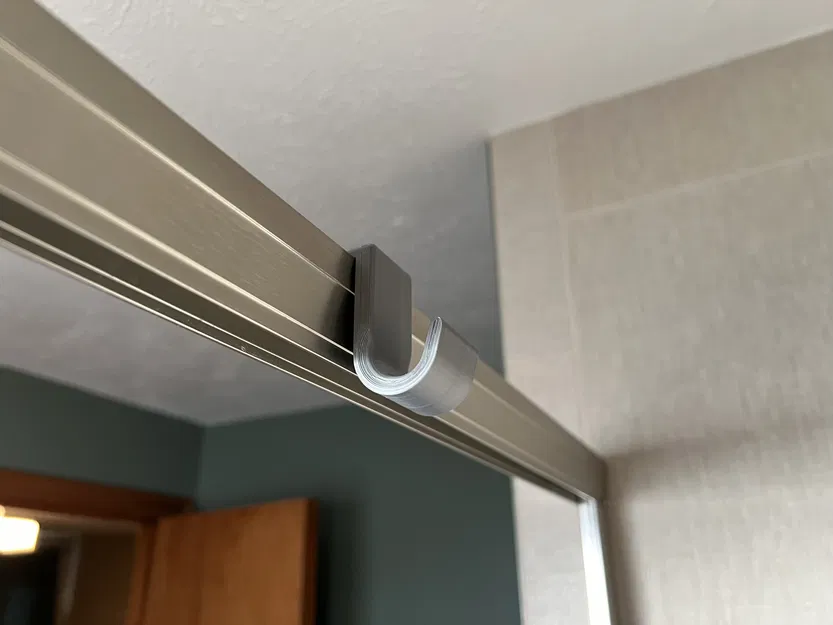 Móc Giữ Dây Vòi Sen Tắm - Image 1