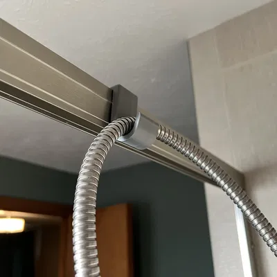 Móc Giữ Dây Vòi Sen Tắm