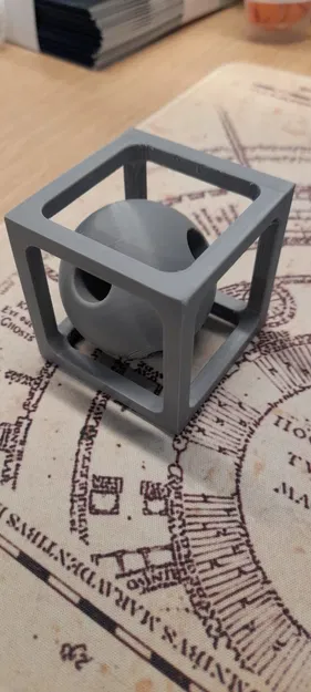 Bóng Trong Khối Lập Phương - Image 1