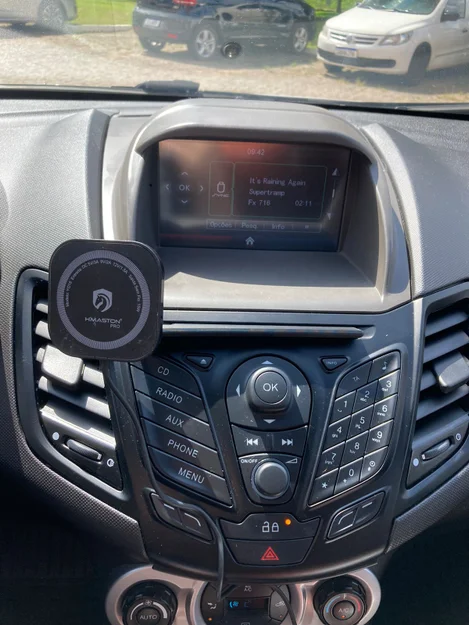 Giá đỡ điện thoại khe CD Ford Fiesta bên trái - Image 1