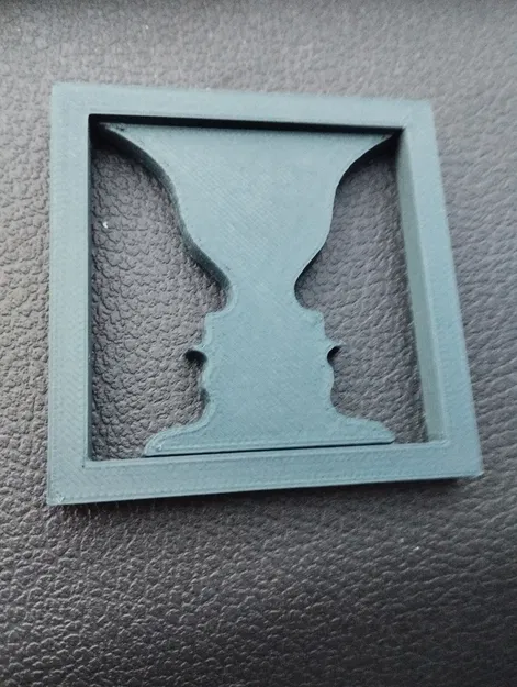 Mặt hoặc Cốc - Trò chơi chữ thị giác cổ điển - Image 1