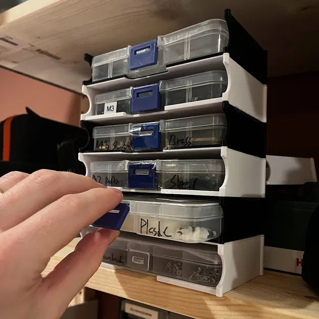 Kệ xếp chồng cho hộp đựng phụ tùng - Image 1