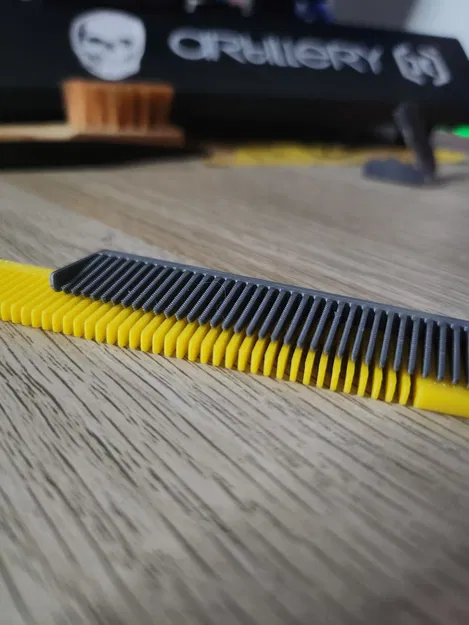 Giống cái lược bình thường hơn - Image 1