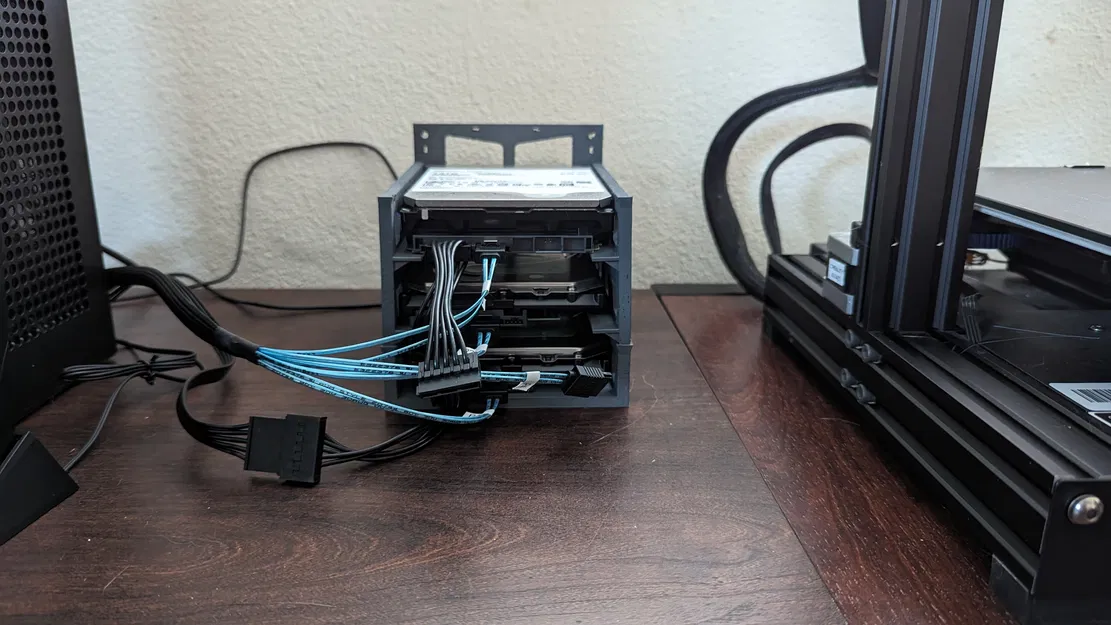 Kệ Đựng Ổ Cứng HDD - Image 1