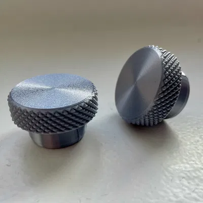 Nắp Bọc Ổ Cắm 12V Vặn Vặn - Cho Skoda Octavia III & Dùng Chung