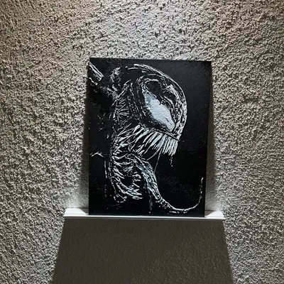 Mô hình Venom HueForge