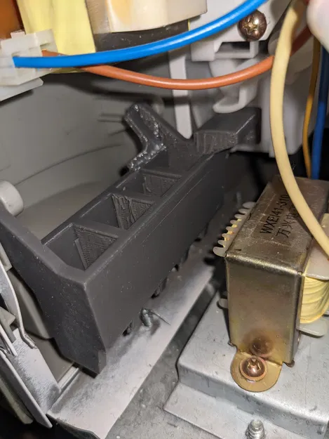 Lẫy Cơ Cấu Mở Cửa Lò Vi Sóng Severin MW 7840 - Image 1