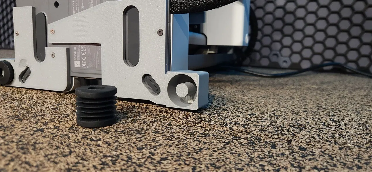 Chân Chống A1 Mini Kiểu Outrigger Phong Cách Space 1999 - Image 1