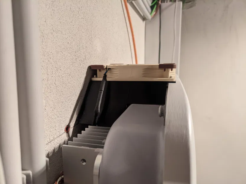 Giải Pháp Tản Nhiệt Chủ Động Có Quạt Cho HUAWEI SUN2000-10KTL-M1 - Image 2