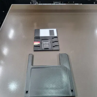 Kệ Đựng Thẻ Nhớ 3.5" Đĩa Mềm