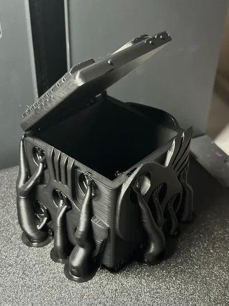 Hộp Đựng Xúc Xắc Oogie Boogie - Nắp Gập Kín - Image 8