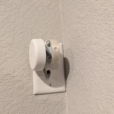 Giá đỡ hoặc Giá treo tường cho Cảm biến Aqara FP2