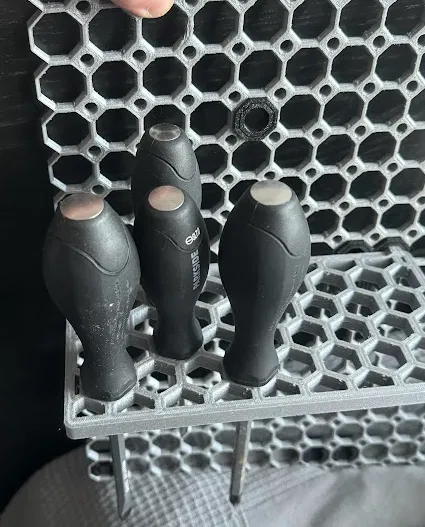 Kệ/giá đỡ tua vít cho Multiboard - Image 1