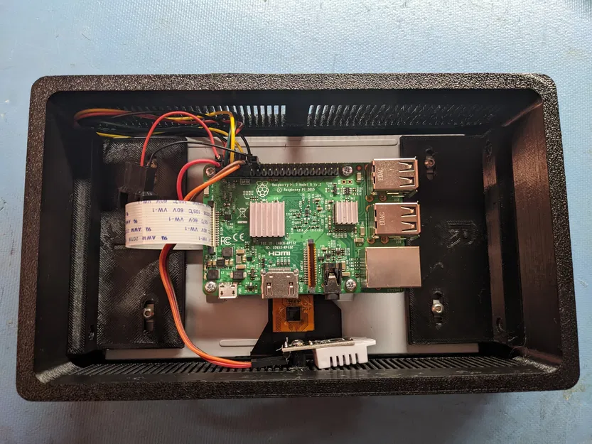 Giá Treo Tường Màn Hình Cảm Ứng Raspberry Pi 7 inch - Image 2