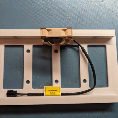 Giá Treo Tường Màn Hình Cảm Ứng Raspberry Pi 7 inch