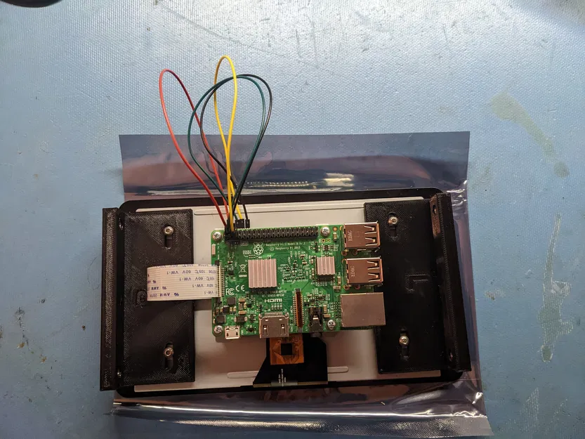 Giá Treo Tường Màn Hình Cảm Ứng Raspberry Pi 7 inch - Image 6