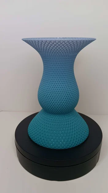 Bình Hoa Lưới (Mesh Vase) - Image 1