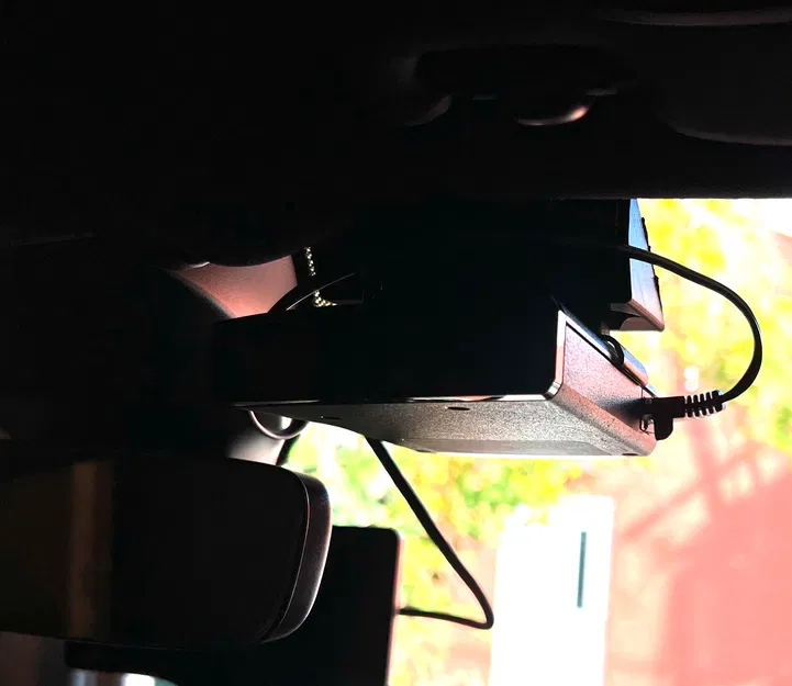 Giá đỡ xe hơi profile thấp cho Valentine1 Gen 2 - Image 2