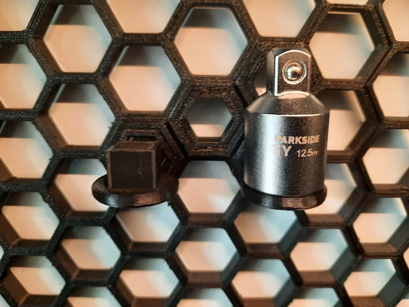 Giá đỡ ổ cắm HSW 1/2 - Image 1