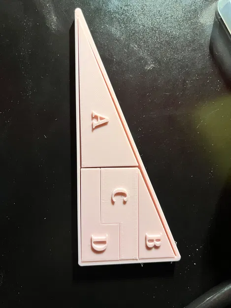 Ảo ảnh Hình vuông bị thiếu Đơn giản - Image 1