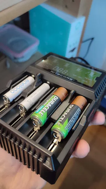 Đế Nâng Pin AA & AAA Cho Nitecore D4 Digicharger và Các Loại Khác - Image 3