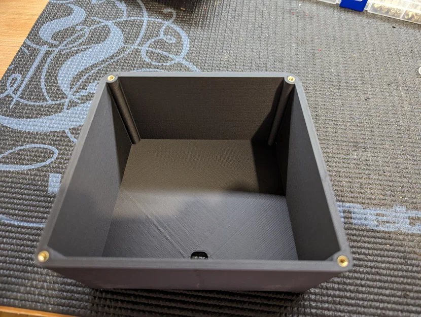 Hộp Đựng Google Home Mini Kiểu Cổ Điển - Image 5