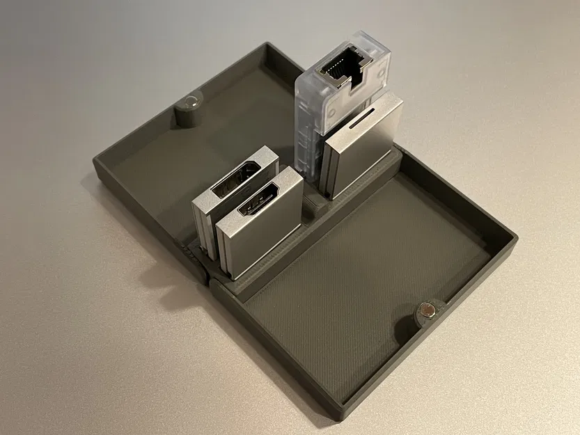 Hộp Đựng Framework Expansion Card - Image 1