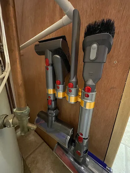 Giá đỡ phụ kiện Dyson V7 V8 V10 V11 V15 treo tường, giữ 6 hoặc 8 dụng cụ - Image 2