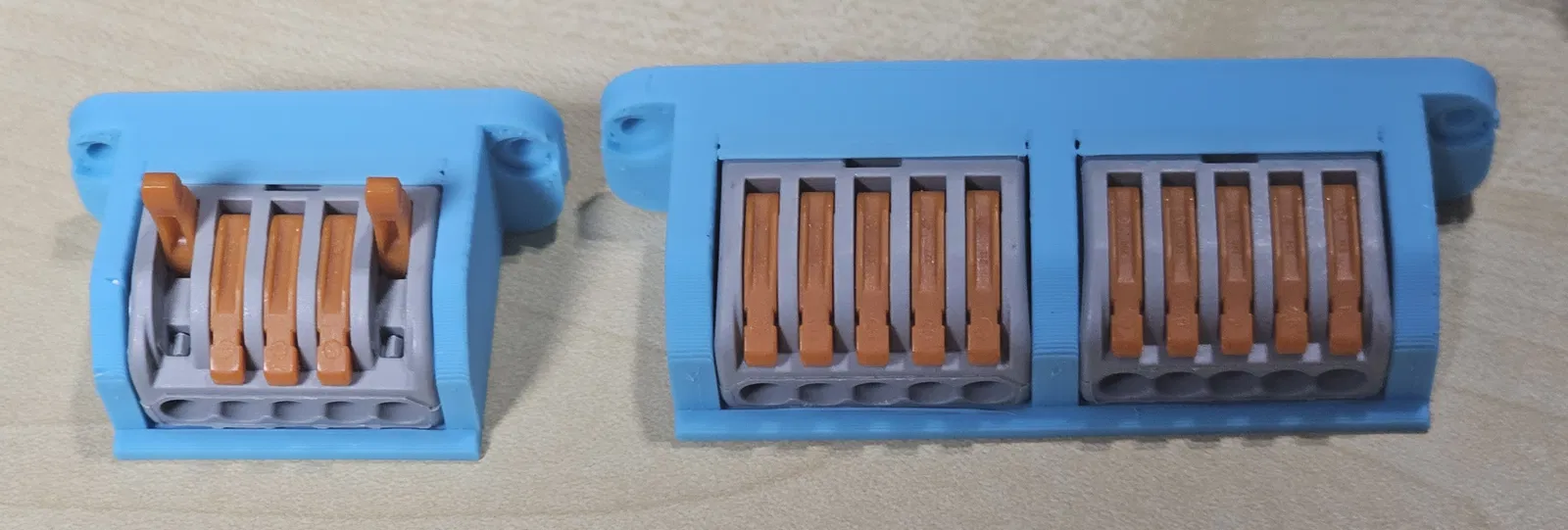 Giá đỡ 2020 cho đầu nối dây điện kiểu WAGO - Image 1