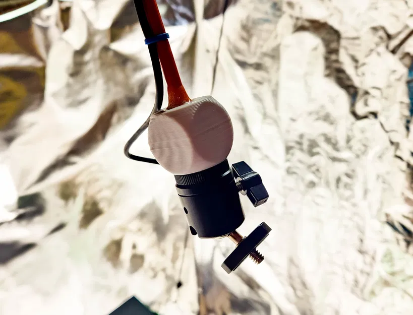 Giá đỡ camera SwingAway đơn giản - Image 1