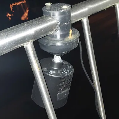 Giá đỡ gắn lan can camera LSC ngoài trời