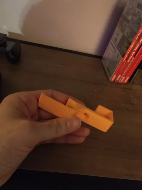 Móc Treo Tai Nghe V2 - Image 1