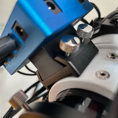 Giá đỡ Pegasus Pocket Powerbox Micro (PPB Micro) cho Thanh Dovetail Vixen