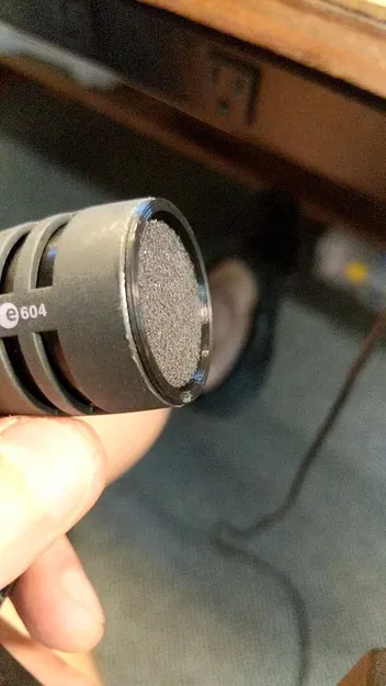 Nắp thay thế lưới micro Sennheiser e604 - Image 1
