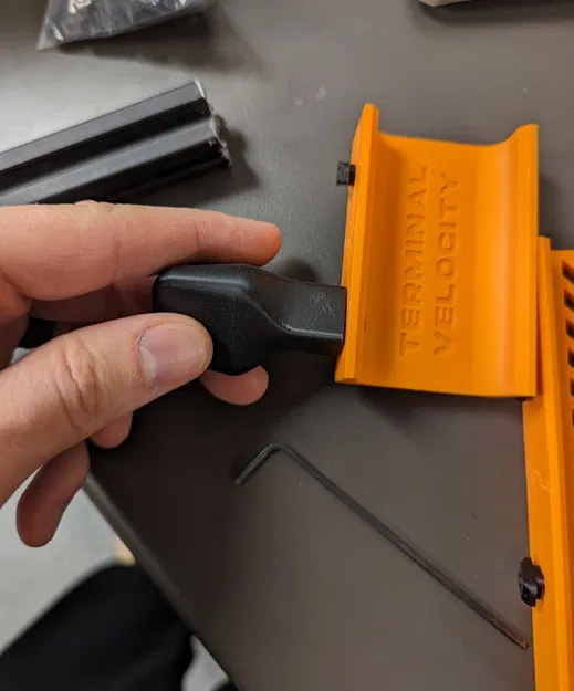 Kềm gắn T nut in 2020 - Image 1