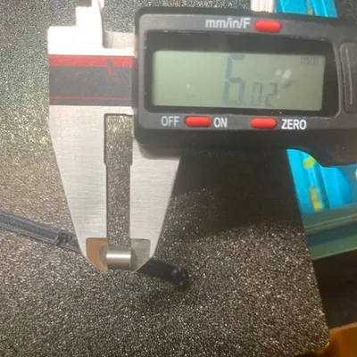 Dụng cụ giữ Spacer cho Nylock Mod