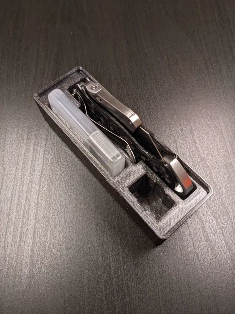 Hộp Đựng Dao Cạo Gridfinity JerryRigEverything, Lưỡi Dao và Phụ Kiện - Image 1