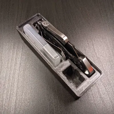 Hộp Đựng Dao Cạo Gridfinity JerryRigEverything, Lưỡi Dao và Phụ Kiện