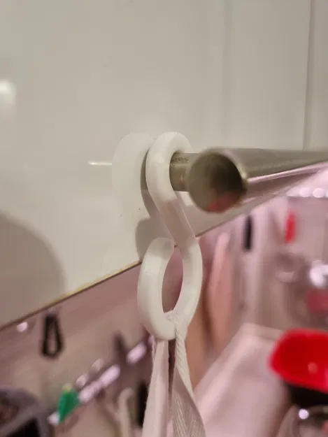 Móc Treo Khăn Kiểu Snap-on - Image 1