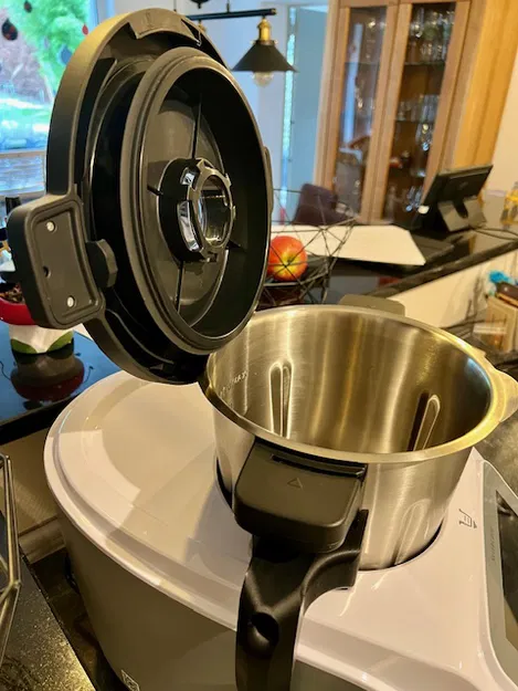 Giá đỡ nắp Monsieur Cuisine - Image 1