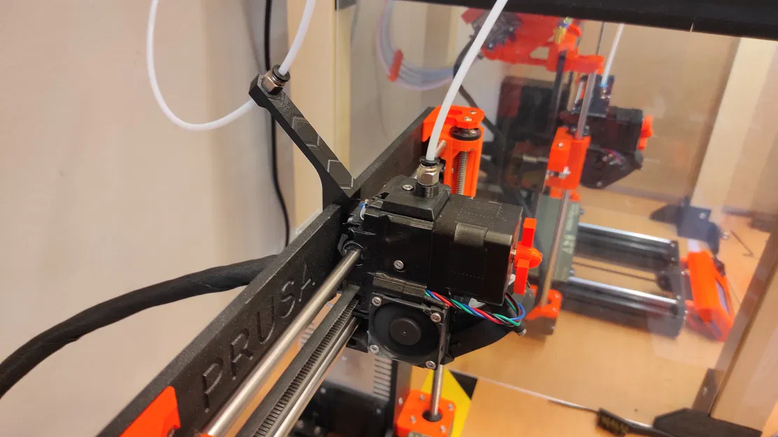 Kẹp Giữ Ống PTFE Trên Khung Prusa i3 - Image 1